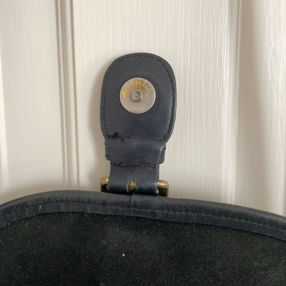 Coach Vintage Black Leather Saddle Bag - Picture 10 of 11